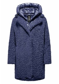 Donkerblauwe jas met een pluche, gestructureerde buitenlaag en een contrasterende glanzende, dikke capuchon. Voorzien van een ritssluiting en een losse pasvorm.