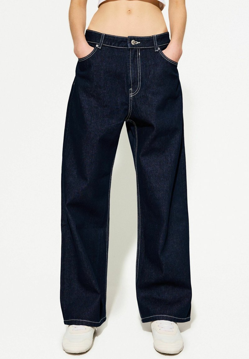 Bershka Trapezaste traperice - royal blue