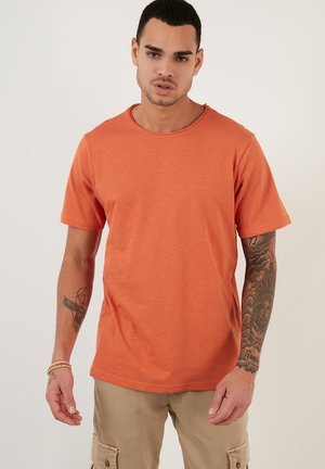 SLIM FIT - Tricou basic - cinnamon