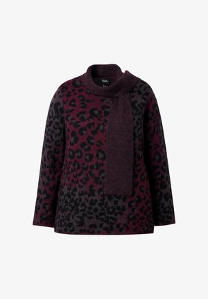 Langærmet sweater med leopardmønster i mørkerød og sort samt en integreret strikket tørklæde detalje rundt om kraven.