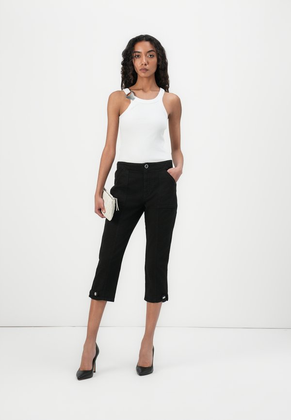 PIERRE PANTALONE  - Slim fit jeans - nero limousine2