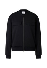 Schwarze Bomberjacke aus Sweatshirtstoff mit Reißverschluss vorne, zwei Brusttaschen, geripptem Kragen, Bündchen und Saum. Glatte Textur.