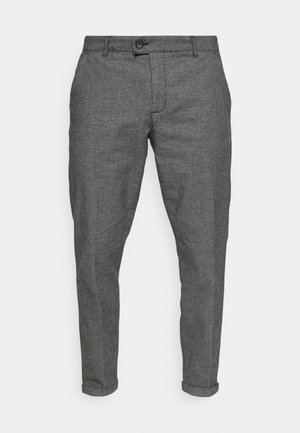 Grau gestreifte Hose mit schmaler Passform, mit Knopfverschluss und umgeschlagenen Säumen, aus strukturiertem Stoff gefertigt.