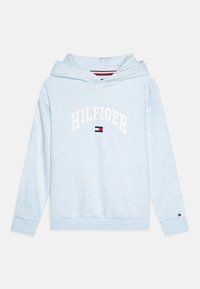 Unselected, breezy blue heather