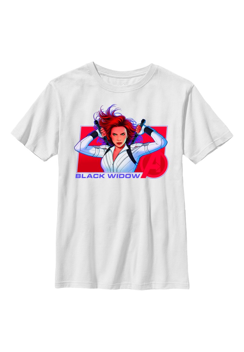 T-shirt bianco in cotone con una grafica di Black Widow, su sfondo rosso e il testo "BLACK WIDOW" in blu sotto l'immagine.