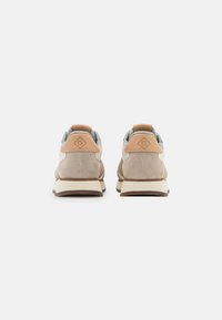 GANT BEVINDA - Sneaker low - cream/taupe