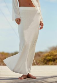 Next REGULAR FIT - Accessorio da spiaggia - white