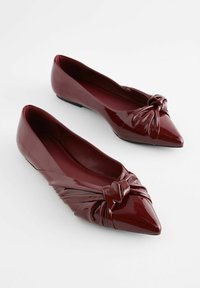 Next FOREVER COMFORT ASYMMETRIC BOW POINT TOE - REGULAR FIT - Ballerinasko - berry red