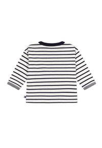 Camicia a maniche lunghe bianca con righe orizzontali blu navy, colletto rotondo e polsini a costine. Materiale in cotone morbido, vestibilità casual.