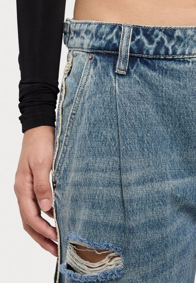 Ksubi LOW RIDER TUCK TROUSERS - Široke nogavice - denim