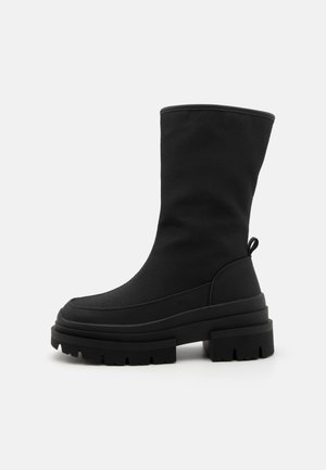 ONLBEATRIX - Bottes à plateau - black