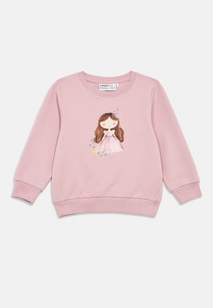 Felpa rosa a maniche lunghe con stampa di una ragazza sorridente in un vestito rosa e fiori sul davanti.