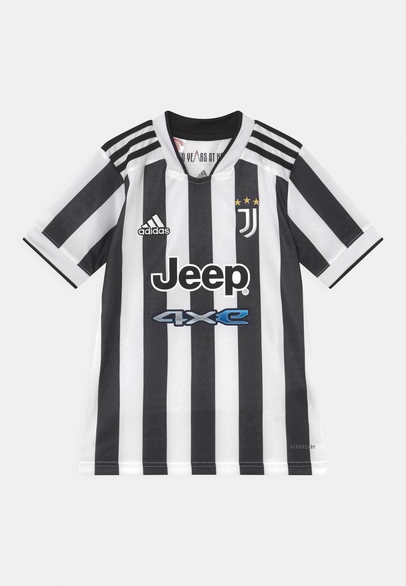 Juventus-paidallinen paita, jossa on mustavalkoiset pystyrivit, lyhyet hihat, pyöreä kaula-aukko ja logoversioneita Adidasilta ja Jeepiltä.
