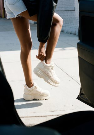 Buffalo, Sneakers - cream