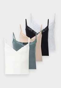 Cinq camisoles pour femmes ornées de dentelle en blanc, bleu sarcelle, beige, noir et gris clair, disposées en chevauchement sur un fond neutre.