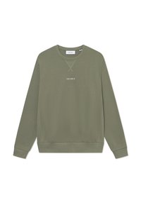 Olivgrön sweatshirt tillverkad av mjukt tyg, med rundad halsringning, långa ärmar, ribbade ärmslut och en liten vit "LES DEUX"-tryck.