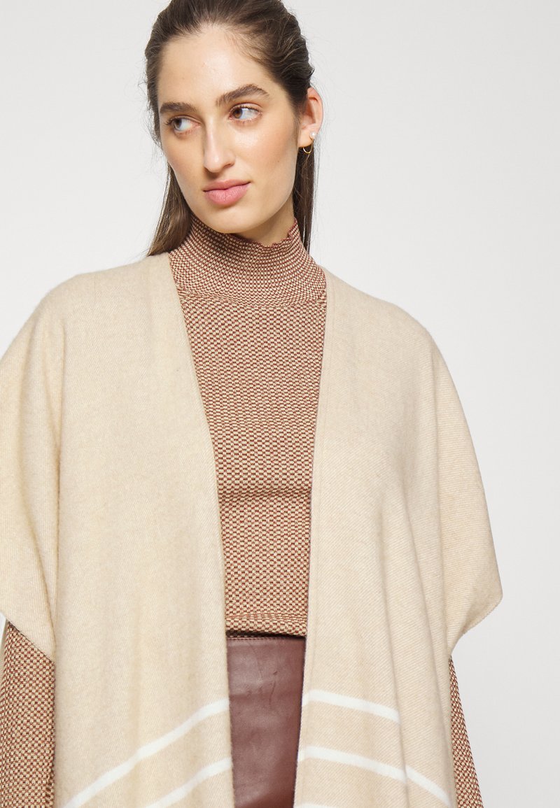 Damen Leichte Jacken | TWINSET GILET IN PANNO A RIGHE CON FRANGE Cape cuban sand/giglio/sand - PV27682 Damen Leichte Jacken | TWINSET GILET IN PANNO A RIGHE CON FRANGE Cape cuban sand/giglio/sand - PV27682