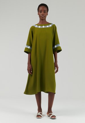 EMBROIDERED - Robe de jour - pistachio green