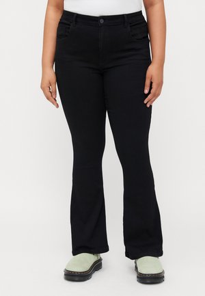 NMSALLIE CURVE - Flared Jeans - black