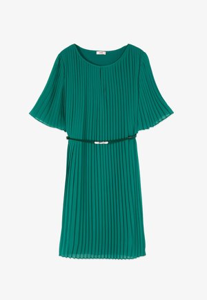 Abito plissettato verde turchese, lungo fino al ginocchio, con maniche corte a volant e una sottile cintura abbinata con fibbia argento.