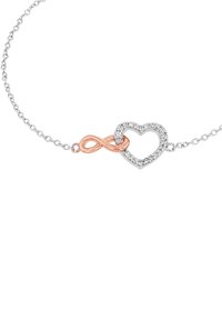 Bracciale in argento con catena, caratterizzato da un cuore con pietre trasparenti e un simbolo dell'infinito in oro rosa interconnesso. Leggero e con una finitura lucida.