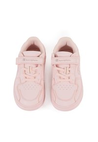 Champion LOW CUT REBOUND - Zapatillas de baloncesto - beige