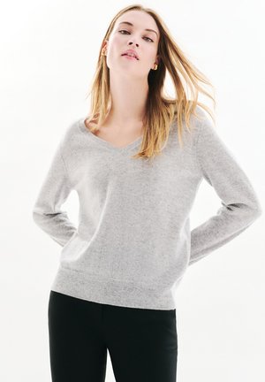 FRENCH MARIANNE - Sweter
