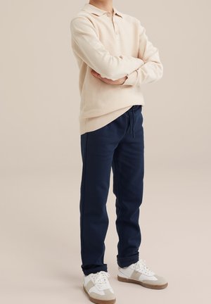 WE Fashion, Spodnie treningowe