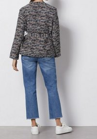 Etam Lehká bunda - mottled black