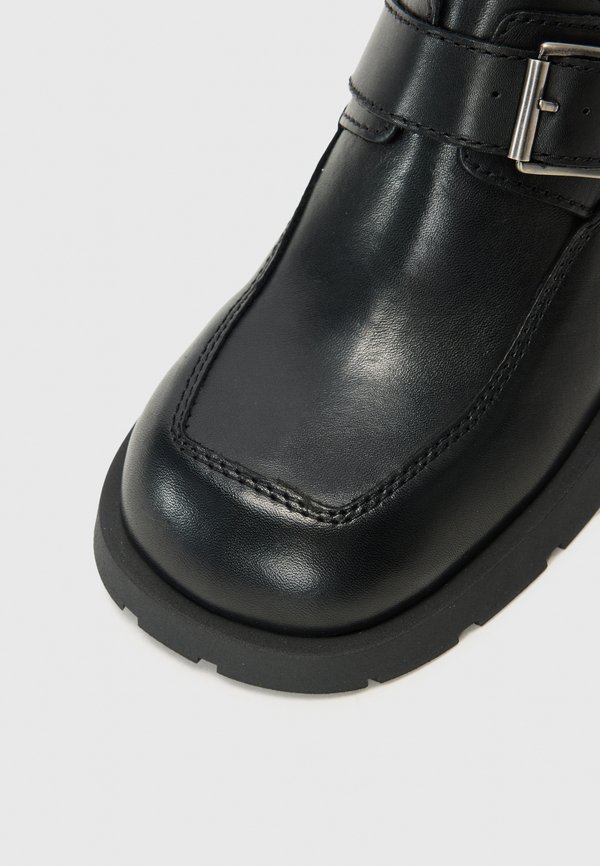 ALANYS - Heeled mules3