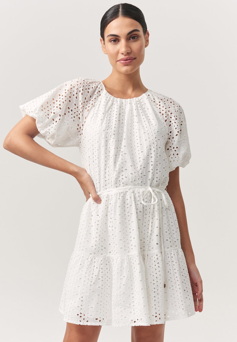 THE FATED FLIGHT MINI Cocktail dress / Party dress white broderie/white Zalando.ie