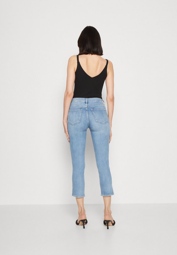 VINTAGE SPLIT HEM - Slim fit jeans - light wash2