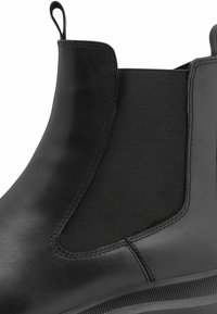 Marco Tozzi CHELSEA - Bottines à plateau - black