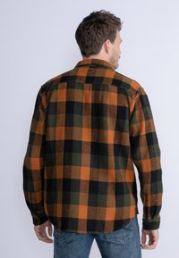 Petrol Industries CHARLESTON - Overhemd - almond