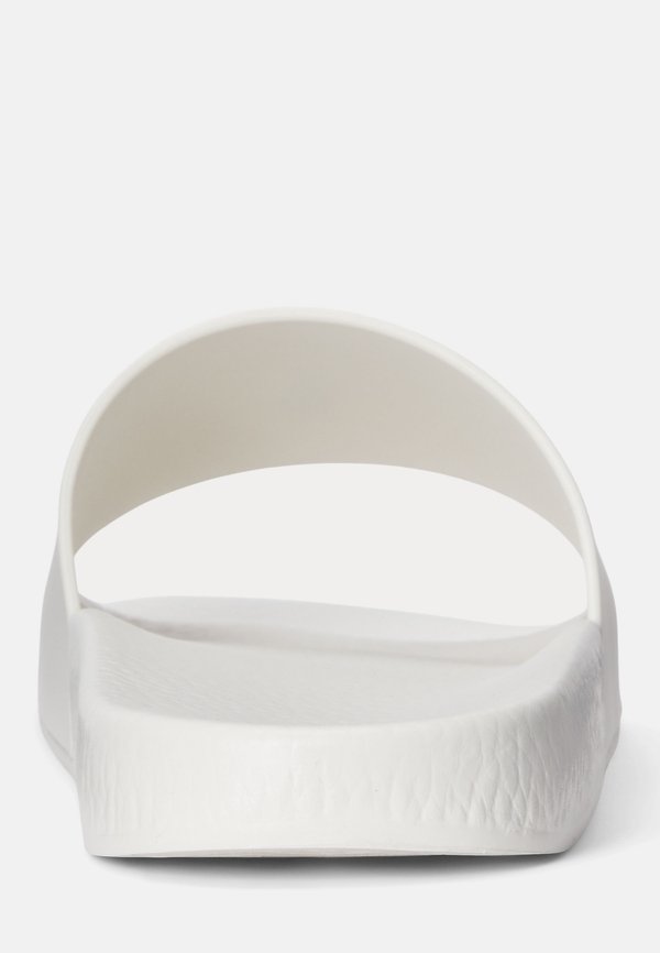 SLIDE - Pool slides3