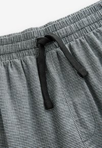 Next REGULAR FIT - SIGNATURE PREMIUM - Pyžamové nohavice - grey check