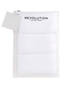 Vita mikrofiber ansiktsdukar förpackade i en genomskinlig zip-påse, märkt "Revolution Skincare London." Mjuk textur, tre dukar.