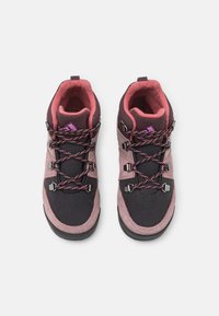 adidas Performance TERREX SNOWPITCH COLD.RDY - Scarpa da hiking - shadow maroon/wonder oxide/pulse lilac