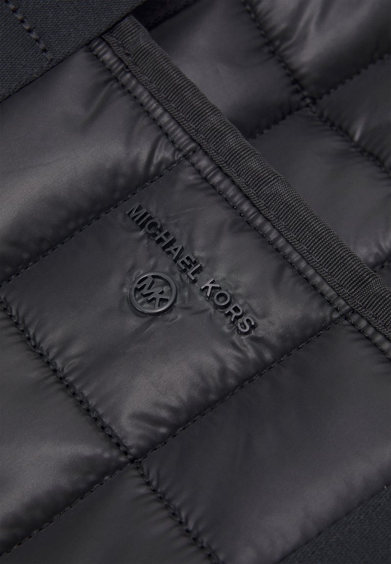 Herren Umhängetaschen | Michael Kors SHOPPER TOTE UNISEX Shopping Bag black/schwarz - EH61565 Herren Umhängetaschen | Michael Kors SHOPPER TOTE UNISEX Shopping Bag black/schwarz - EH61565