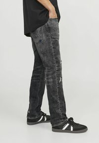 Jack & Jones Traperice uskog kroja - grey denim
