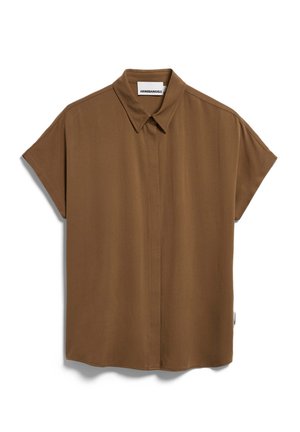Kurzärmeliges braunes Hemd zum Knöpfen mit Kragen, verdeckter Knopfleiste und ARMEDANGELS-Label im inneren Nackenbereich.