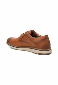 XTI Zapatos con cordones - camel
