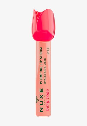Nuxe Opvullend Lippenserum met hyaluronzuur in een roze tube met een rood rozenvormig dopje, gelabeld "very rose" 0,27 fl oz.