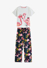 Valitud, pink flamingo