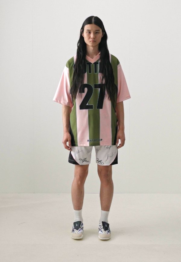 REVERSE SOCCER TEE - Print T-shirt4