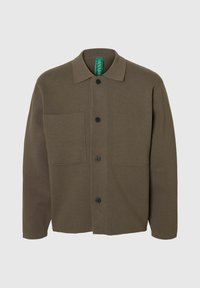 Hnědá bundu s límečkem z texturované látky, s předním zapínáním na knoflíky, dvěma kapsami s klopami a střihem do rovna.