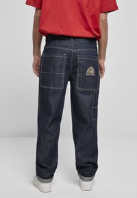 Southpole Straight leg -farkut - black