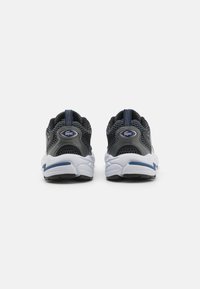 Lacoste STORM 96 2K 224 - Sportcipő - dark grey/navy