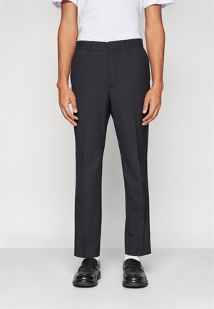 Pantalons de costume gris foncé avec une coupe droite, texture lisse et sans motifs. Dotés d'une taille standard et de passants de ceinture.
