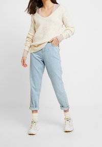 Abercrombie & Fitch Longsleeve - pink